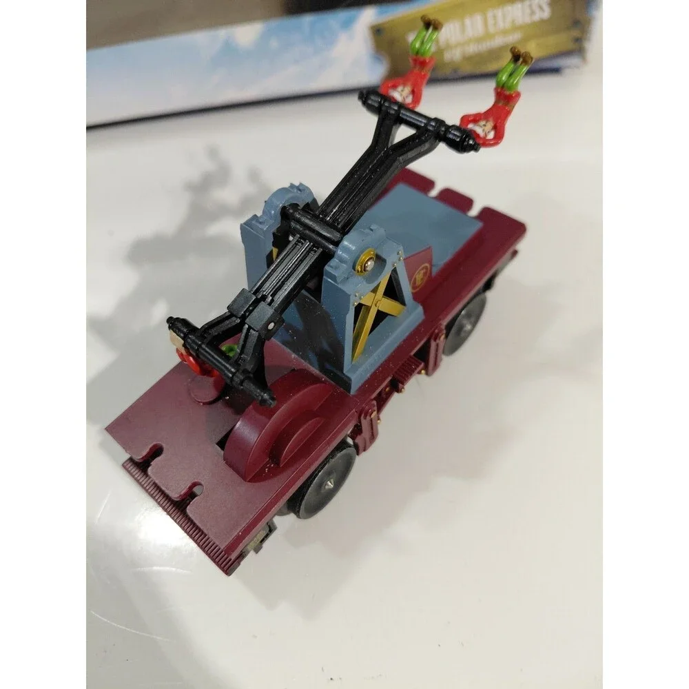 Lionel 6-28425  Train O Gauge Model Railroad Polar Express Elf Handcar w/ Box